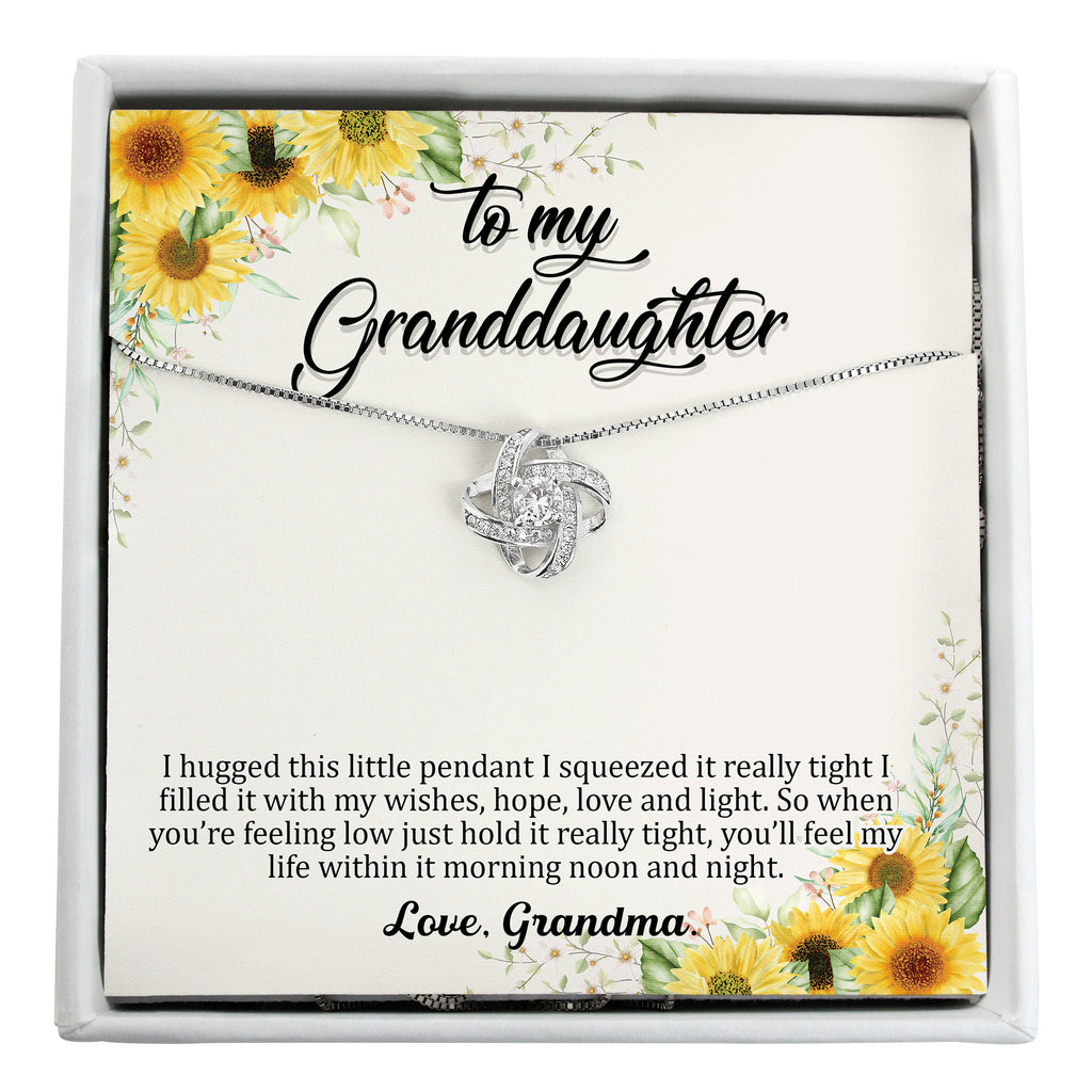 Personalized "To My Granddaughter" Necklace with Inspirational Message and Sunflower Design – Perfect Gift for Special Occasions - Image 1