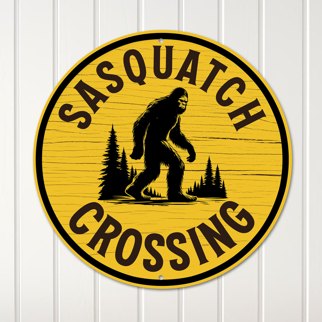 Personalized Sasquatch Crossing Round Metal Sign – Rustic Woodland Decor, Perfect Gift for Bigfoot Enthusiasts - Image 1