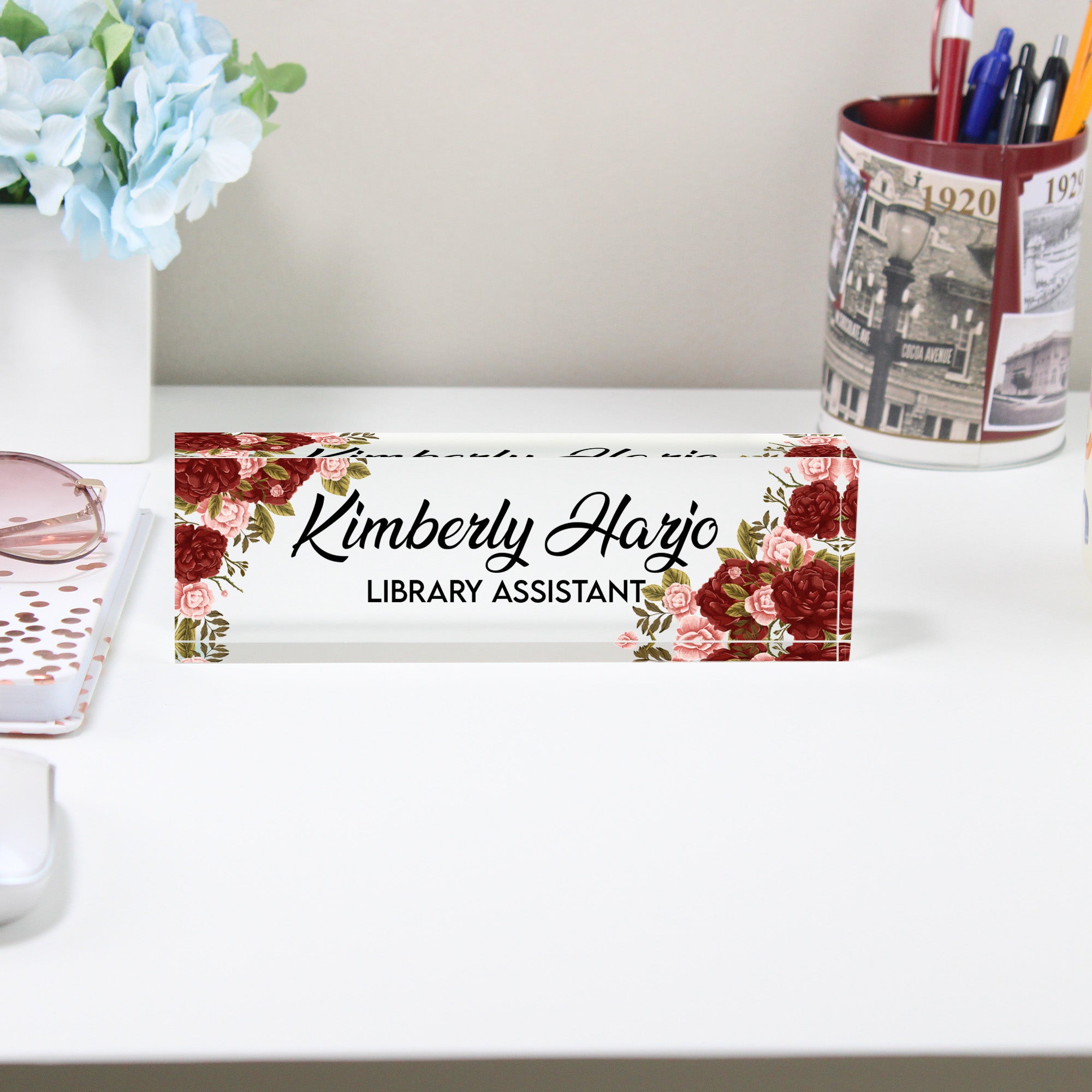 Personalized Floral Acrylic Desk Nameplate - Custom Name Sign for Library Assistants - Elegant Gift for Office Décor - Image 2
