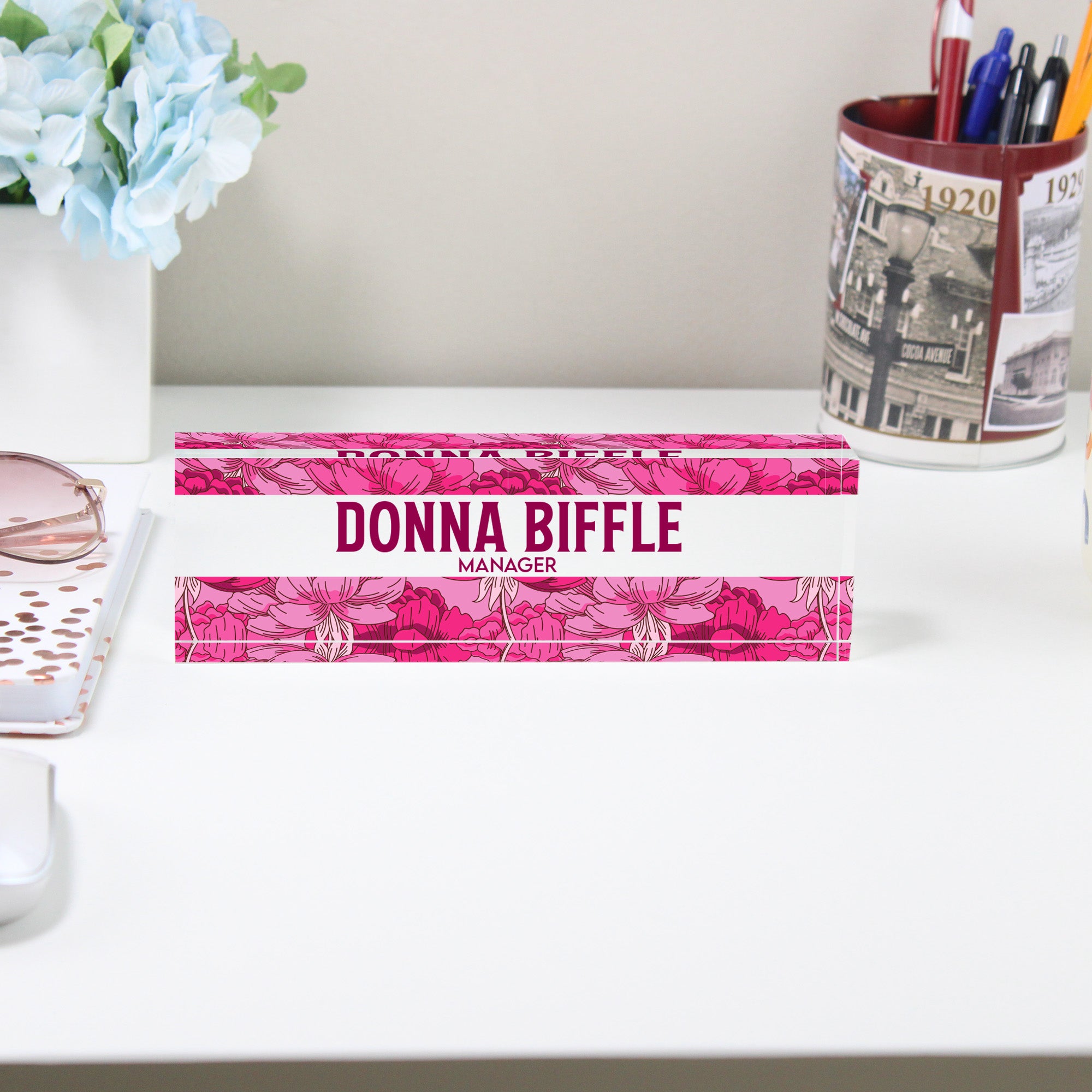 Personalized Floral Acrylic Desk Nameplate - Elegant Manager Gift with Custom Text Options - Image 2