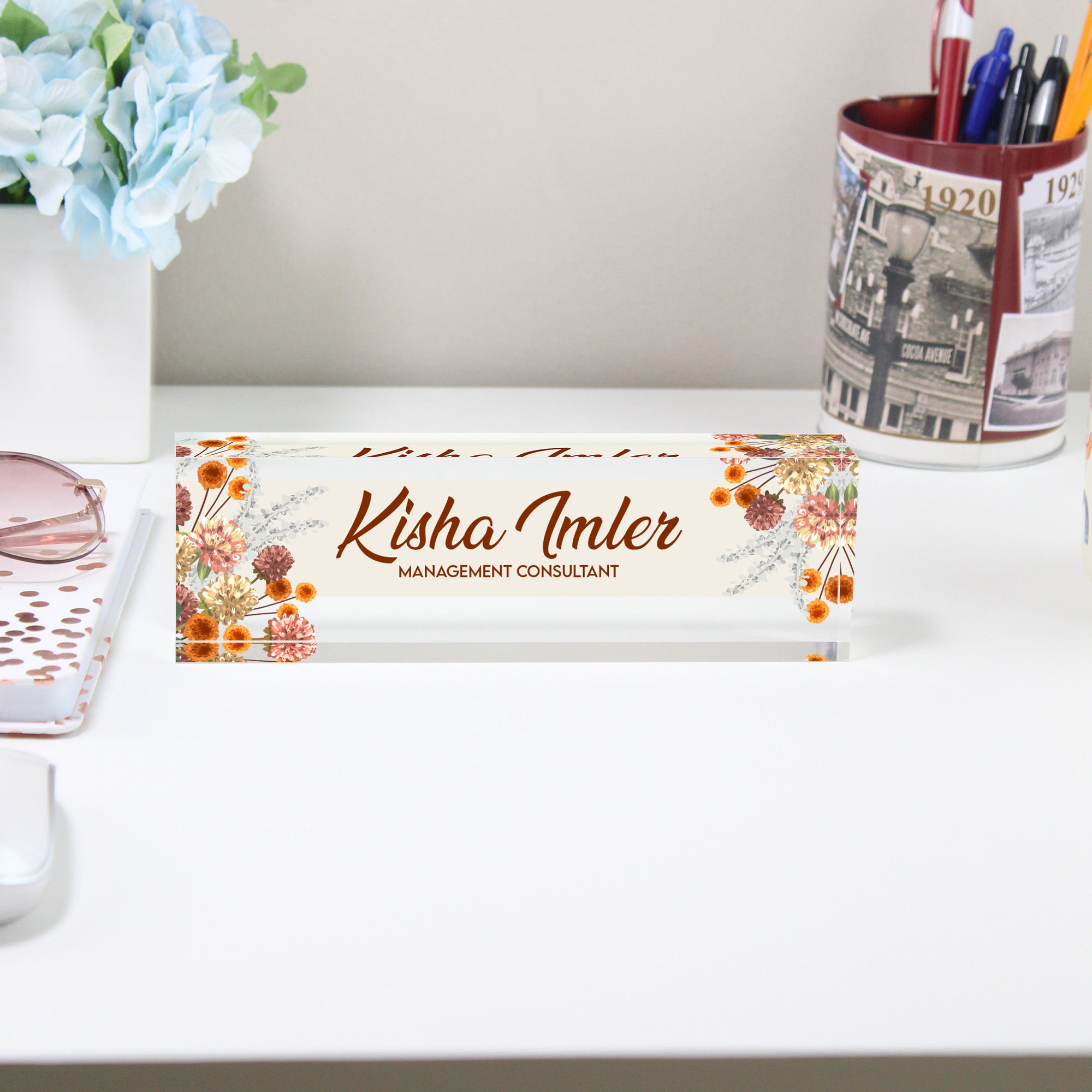 Custom Acrylic Desk Block with Floral Design and Personalization for Management Consultants – Ideal Gift for Professionals - Image 2