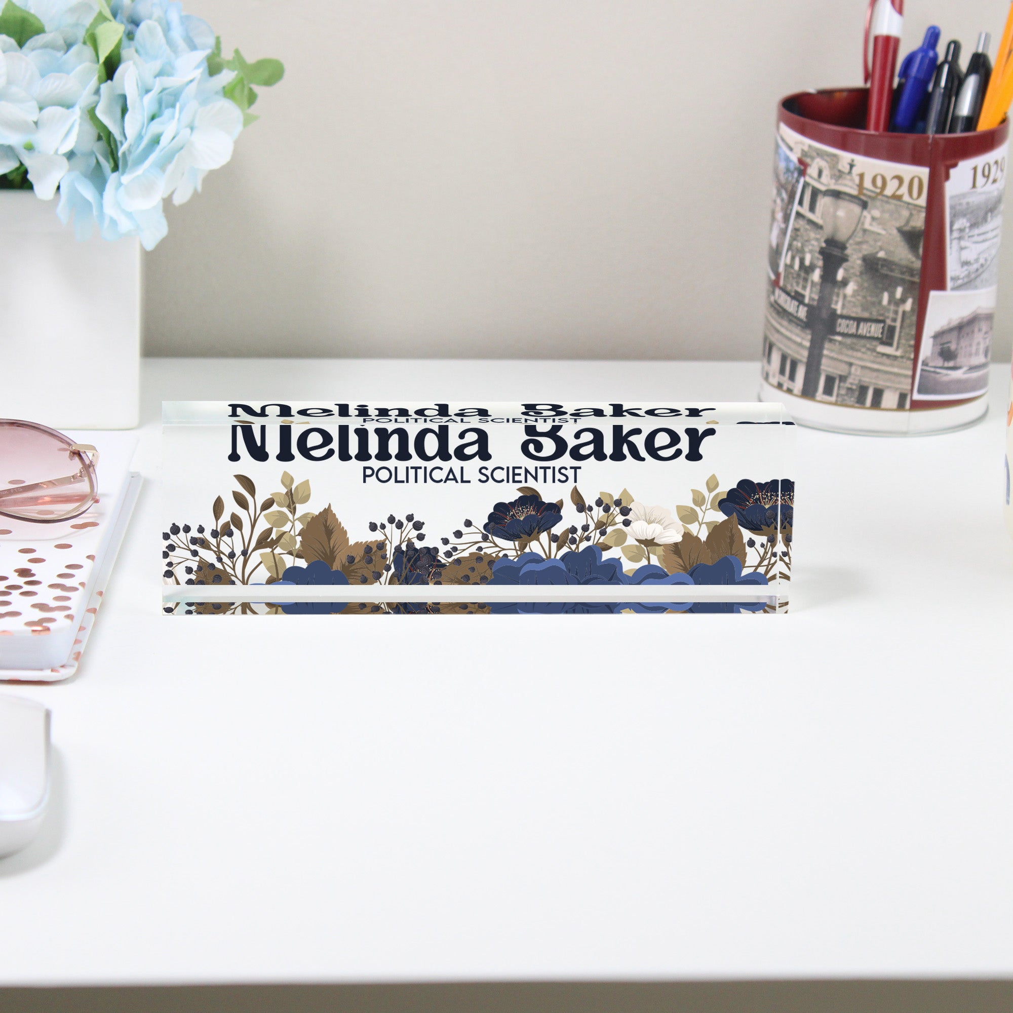 Custom Acrylic Desk Block with Floral Design - Personalized Nameplate for Professionals and Gift-Giving - Image 2