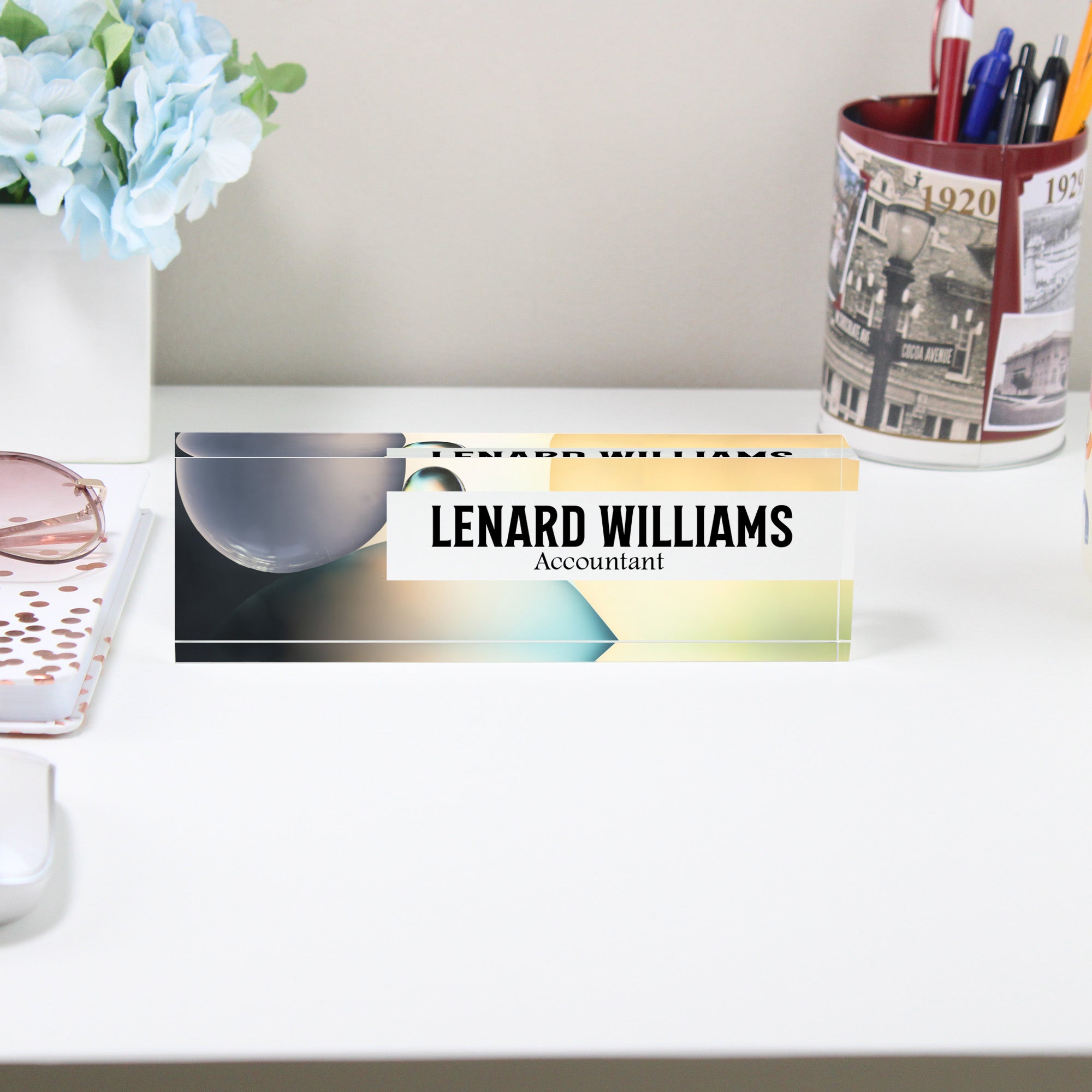 Personalized Acrylic Desk Block for Professionals - Custom Name Display for Accountants, Ideal Gift for Office Decor - Image 2