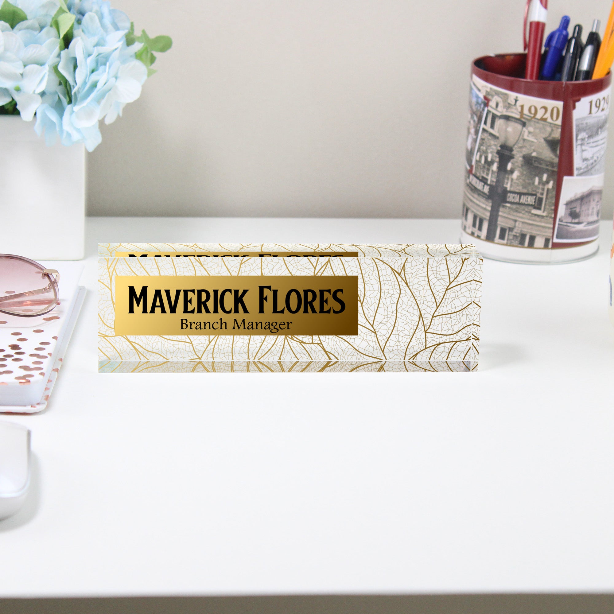 Personalized Acrylic Desk Name Block - Elegant Gold Leaf Design for Office or Home Decor - Perfect Gift for Professionals and Loved Ones - Image 2