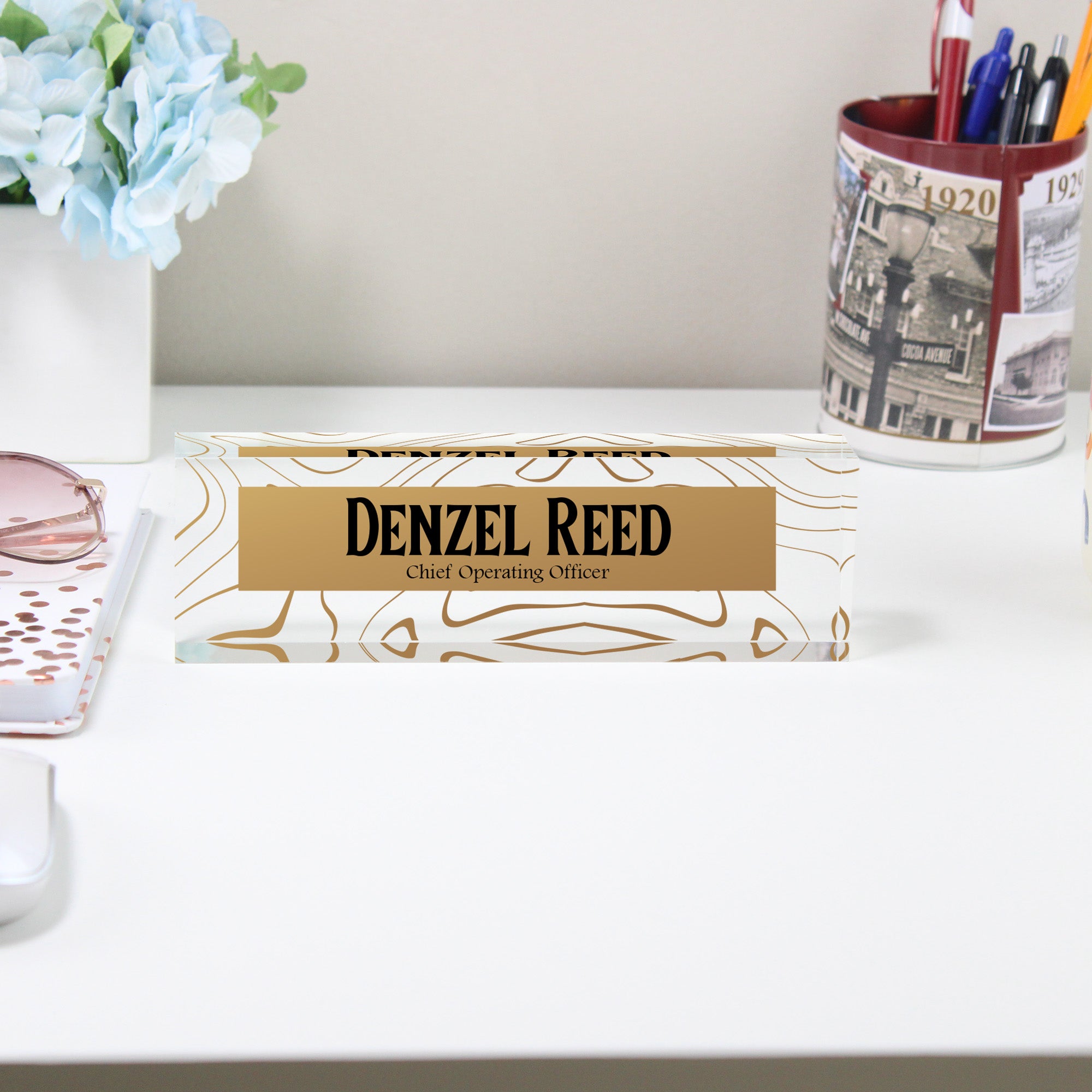 Personalized Acrylic Desk Name Block - Elegant Design for Executives & Professionals - Customizable Gift for Any Occasion - Image 2