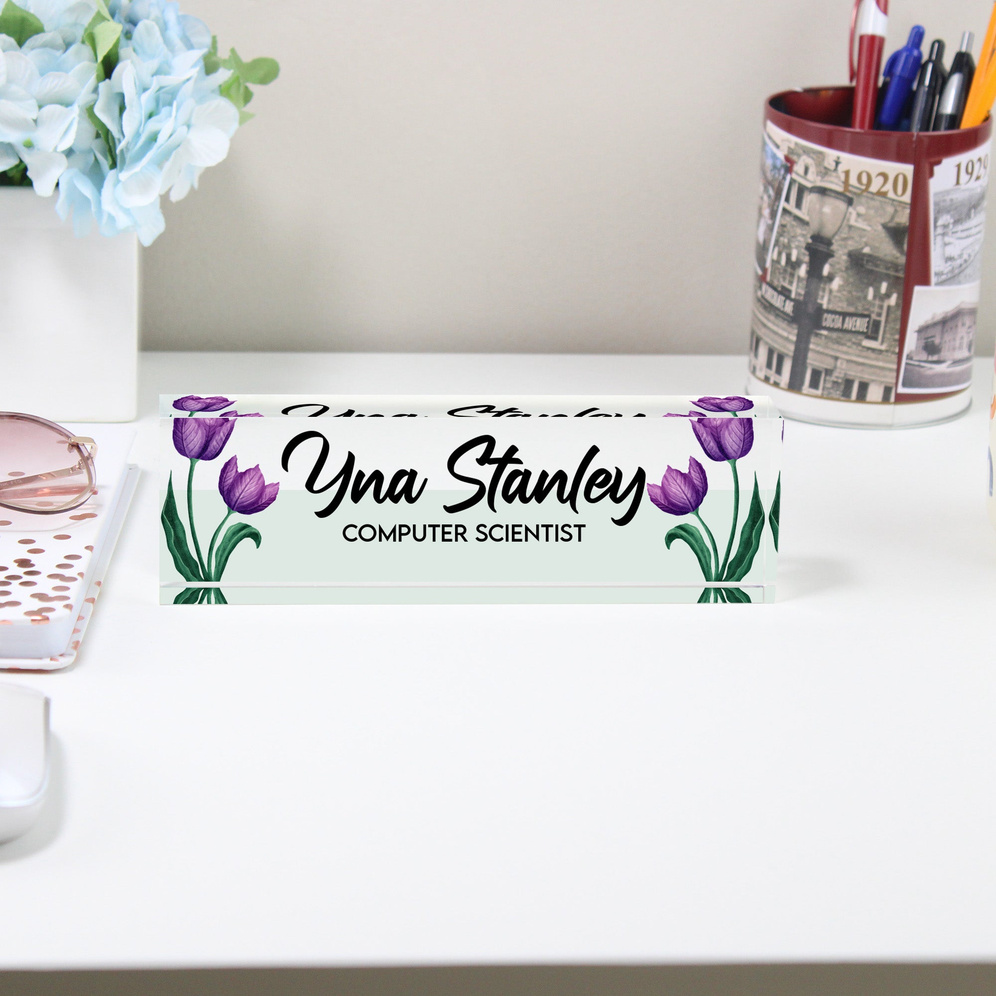 Personalized Acrylic Desk Block - Elegant Tulip Design with Custom Name and Profession for Thoughtful Gift Giving - Image 2
