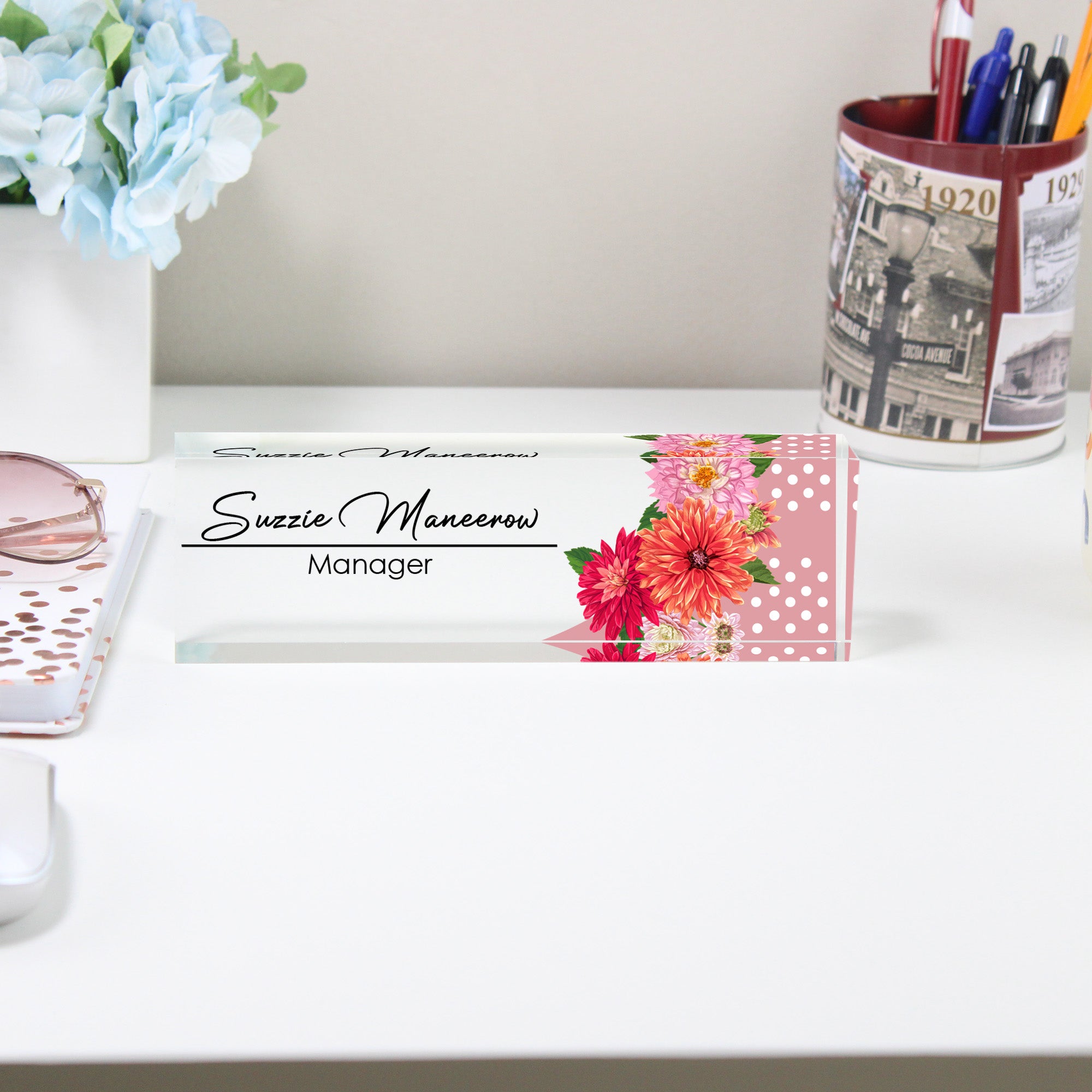 Personalized Floral Acrylic Desk Name Plate - Custom Manager Title with Elegant Flower Design, Perfect for Office Décor and Gifts - Image 2