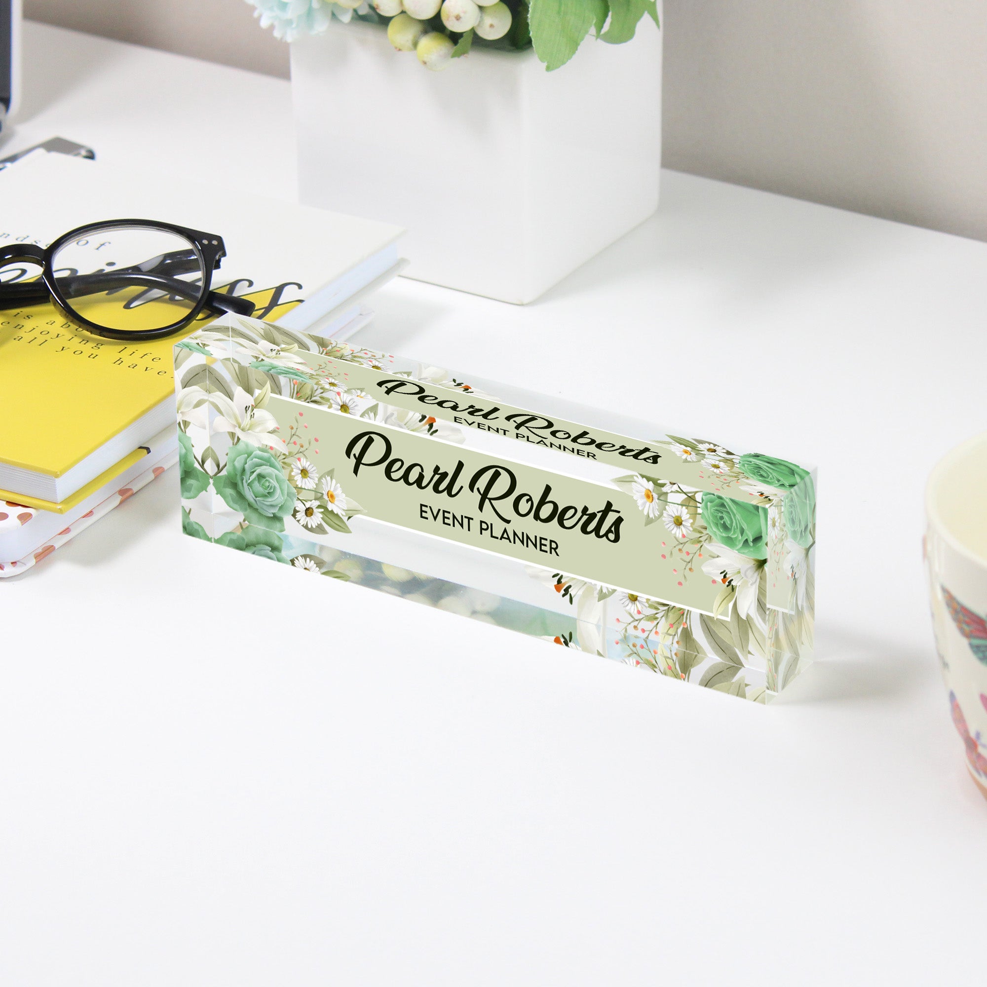 Personalized Floral Acrylic Desk Block for Event Planners - Custom Name Gift with Elegant Floral Design - Image 3
