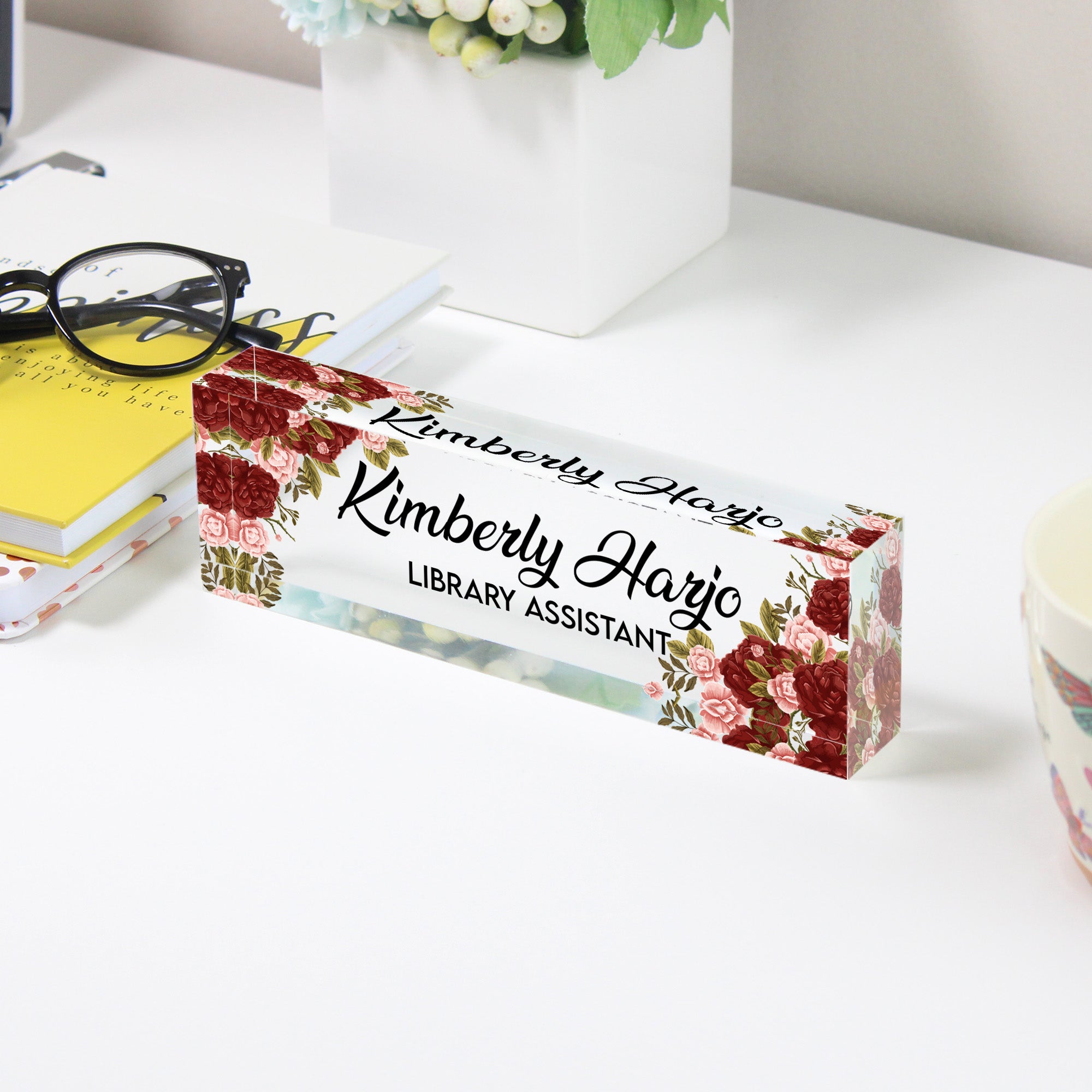 Personalized Floral Acrylic Desk Nameplate - Custom Name Sign for Library Assistants - Elegant Gift for Office Décor - Image 3