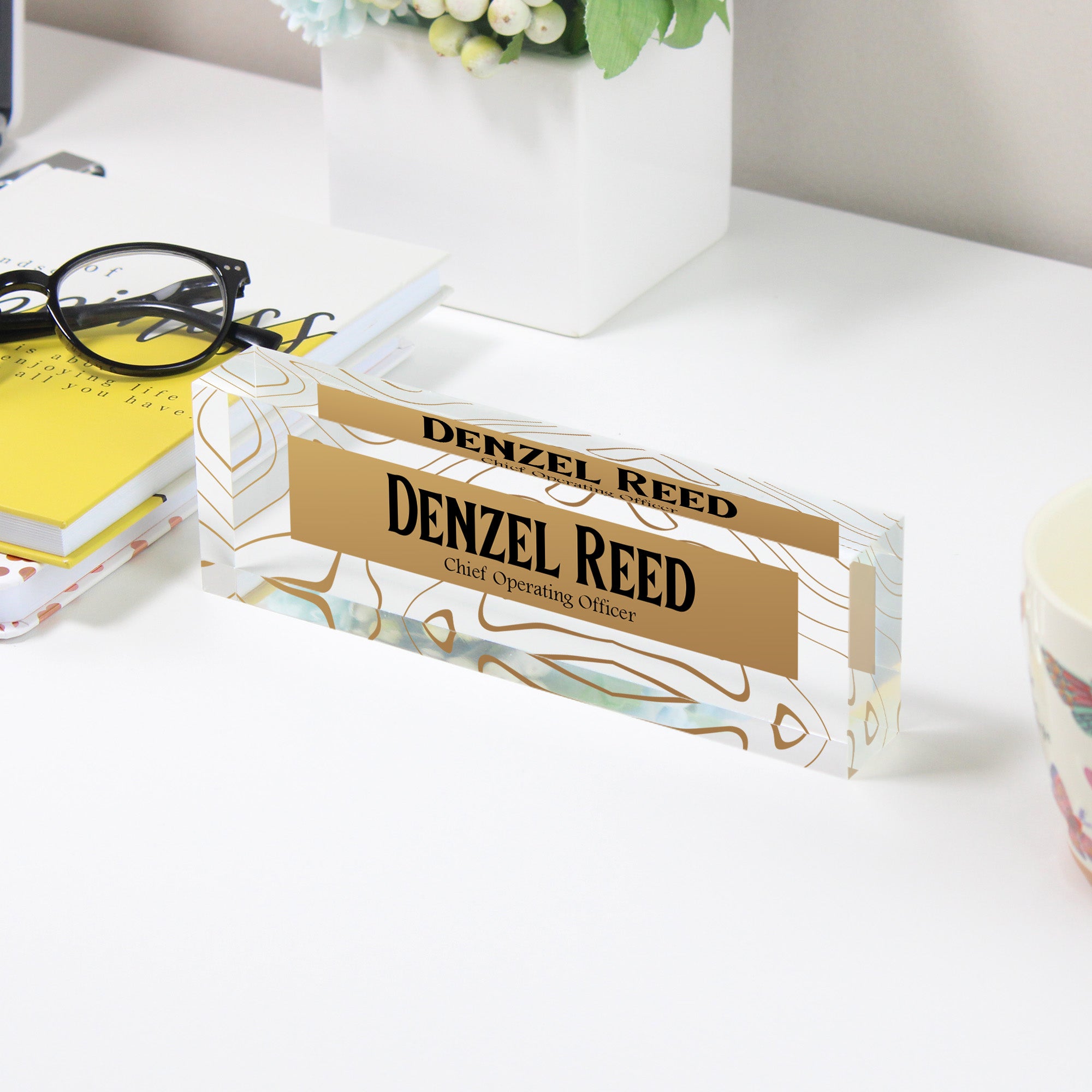 Personalized Acrylic Desk Name Block - Elegant Design for Executives & Professionals - Customizable Gift for Any Occasion - Image 3