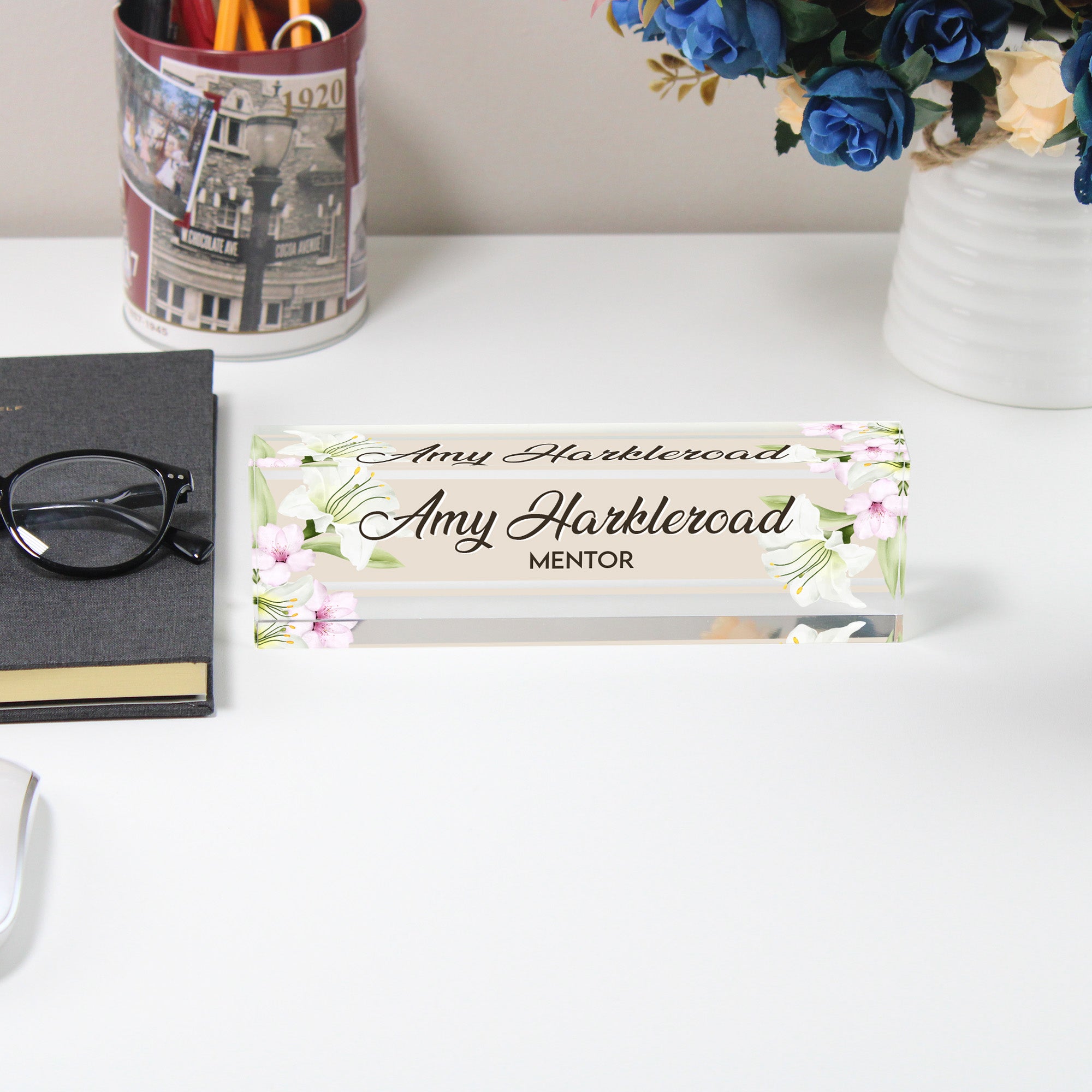 Personalized Floral Acrylic Desk Name Plate - Elegant Mentor Gift with Custom Name Engraving - Image 5