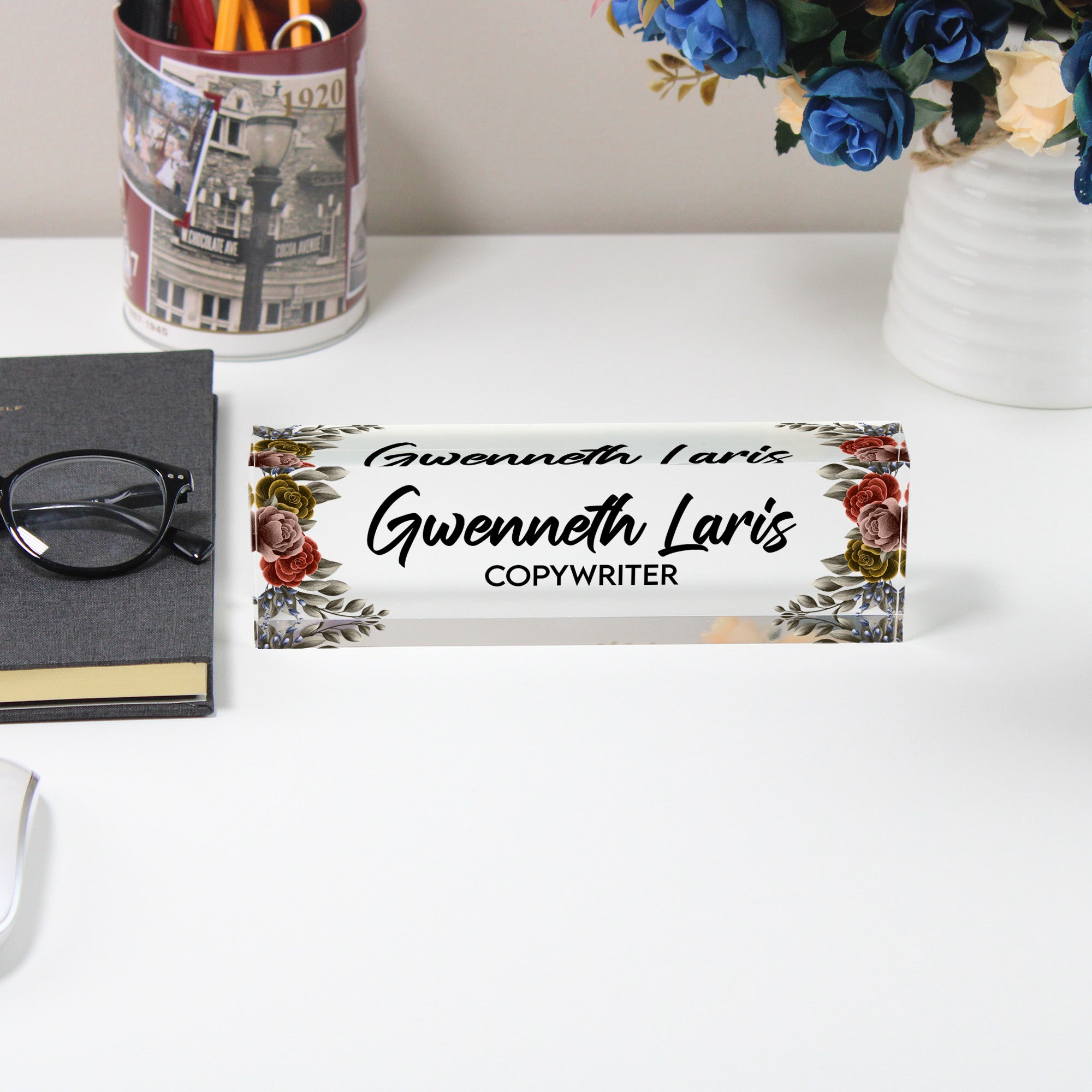 Personalized Acrylic Desk Block with Floral Accents – Custom Name & Title for Elegant Office Decor or Thoughtful Gift - Image 5