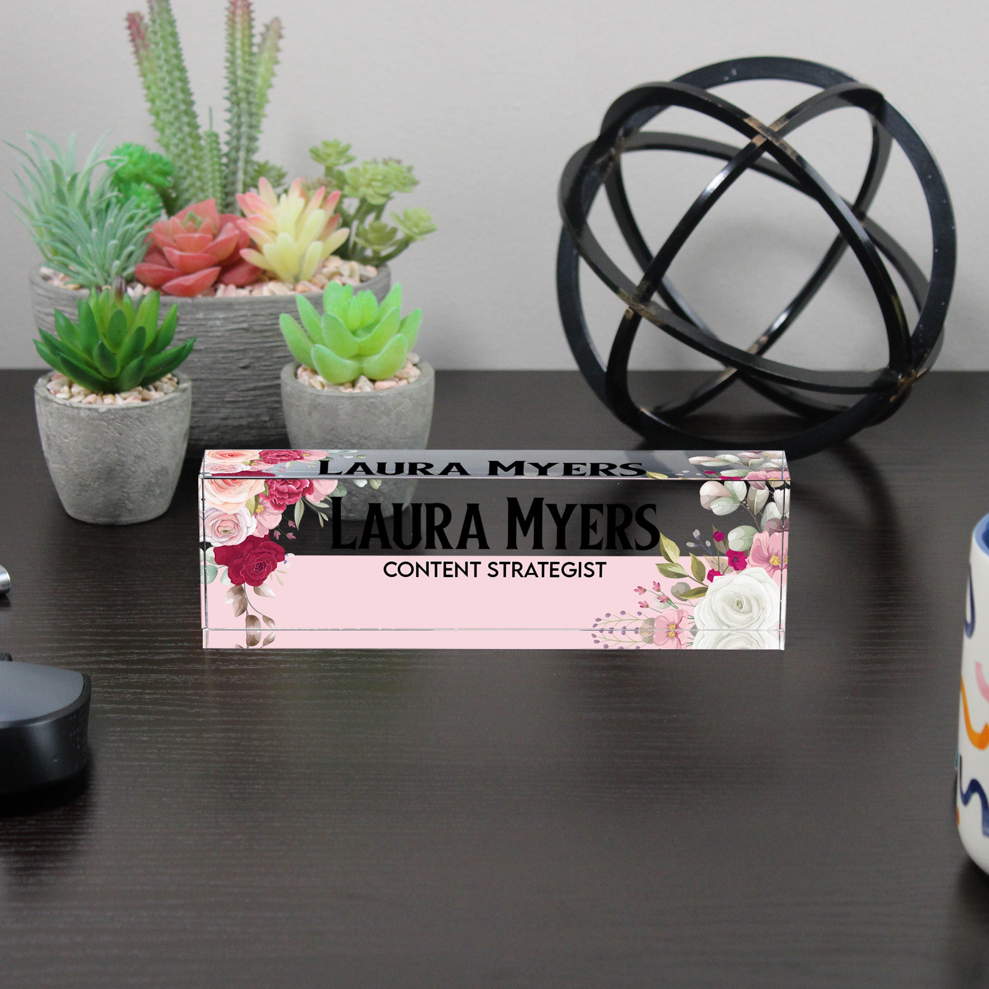 Exquisite Personalized Floral Acrylic Desk Nameplate - Customized Gift for Content Strategists, Crafted with Love - Image 6