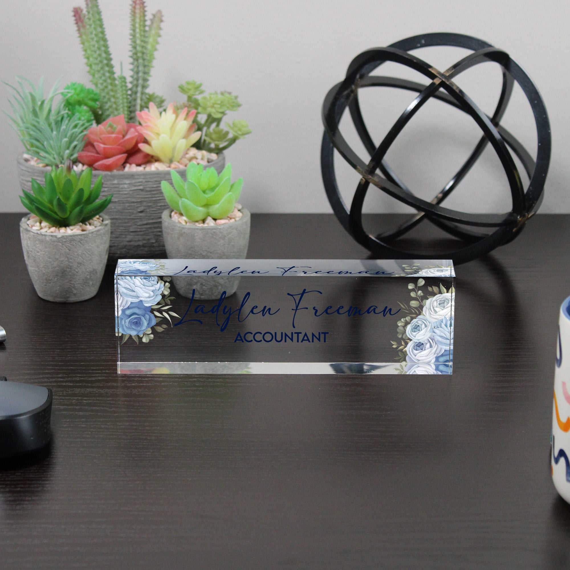 Personalized Acrylic Desk Nameplate with Elegant Blue Floral Design - Ideal Gift for Professionals and Home Offices - Image 6