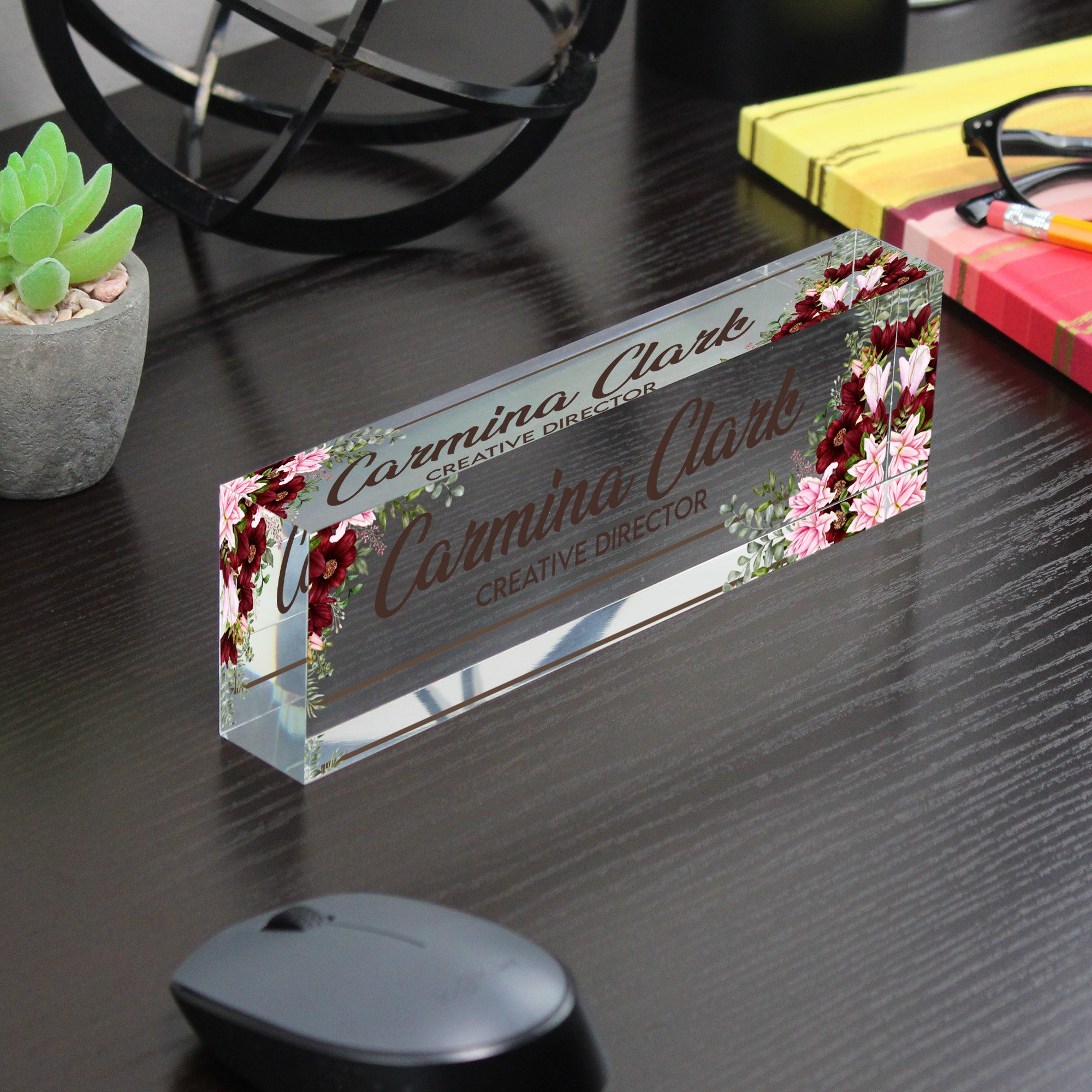 Elegant Personalized Acrylic Desk Name Plate with Floral Design – Perfect Custom Gift for Creative Directors - Image 7