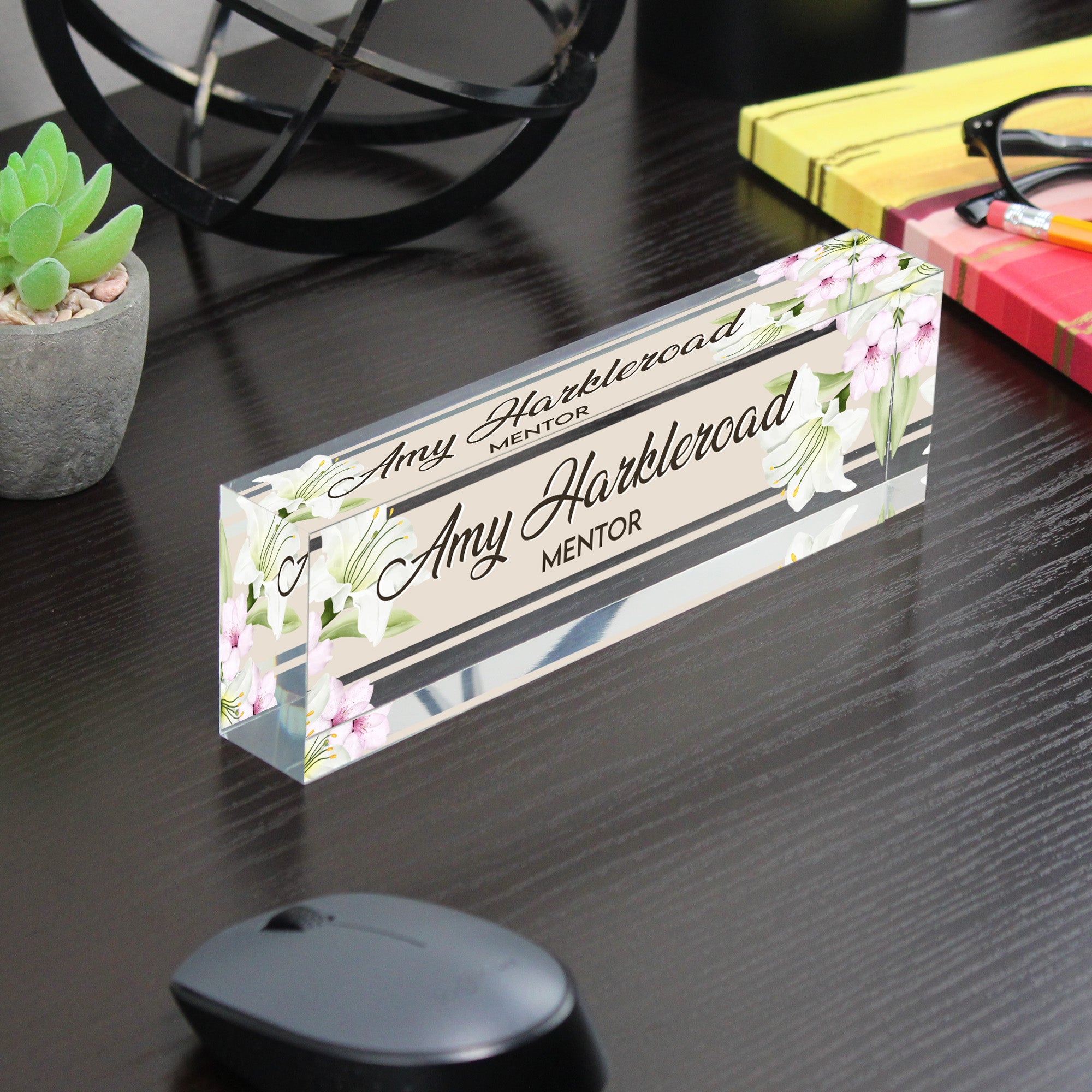 Personalized Floral Acrylic Desk Name Plate - Elegant Mentor Gift with Custom Name Engraving - Image 7
