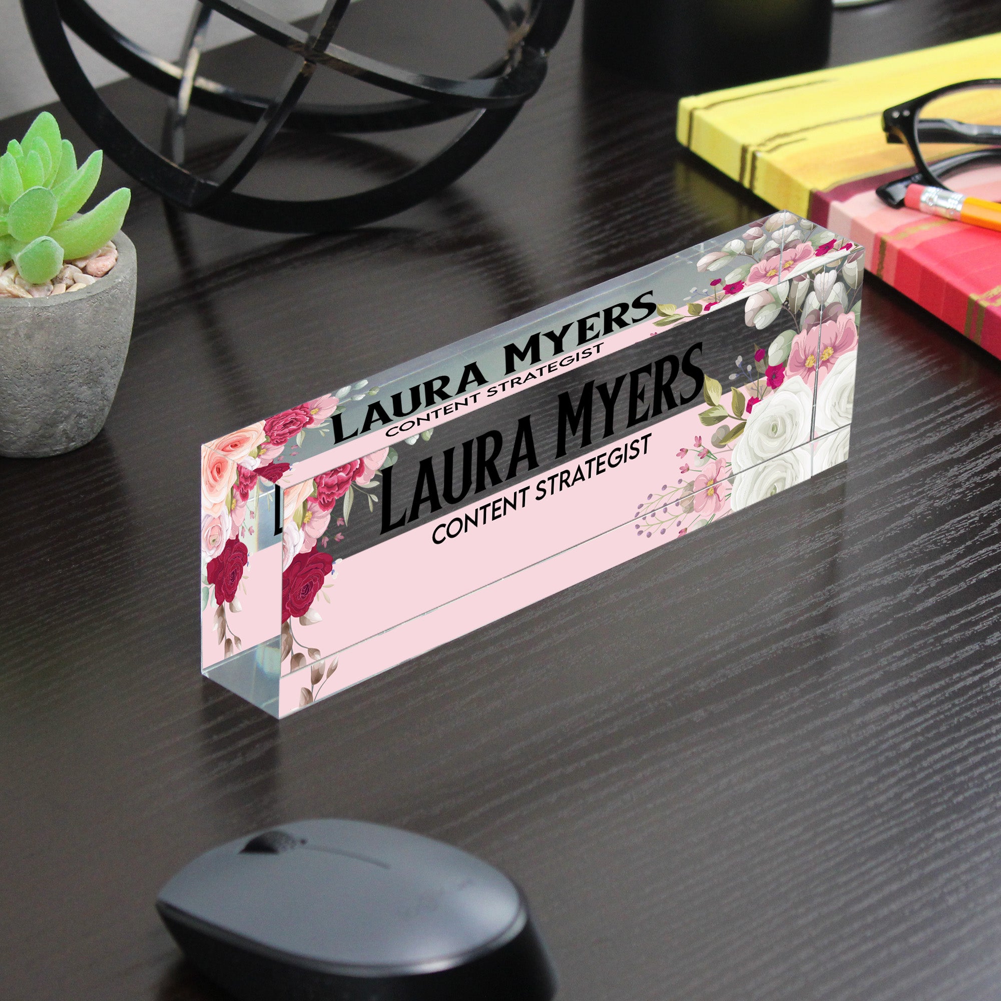 Exquisite Personalized Floral Acrylic Desk Nameplate - Customized Gift for Content Strategists, Crafted with Love - Image 7