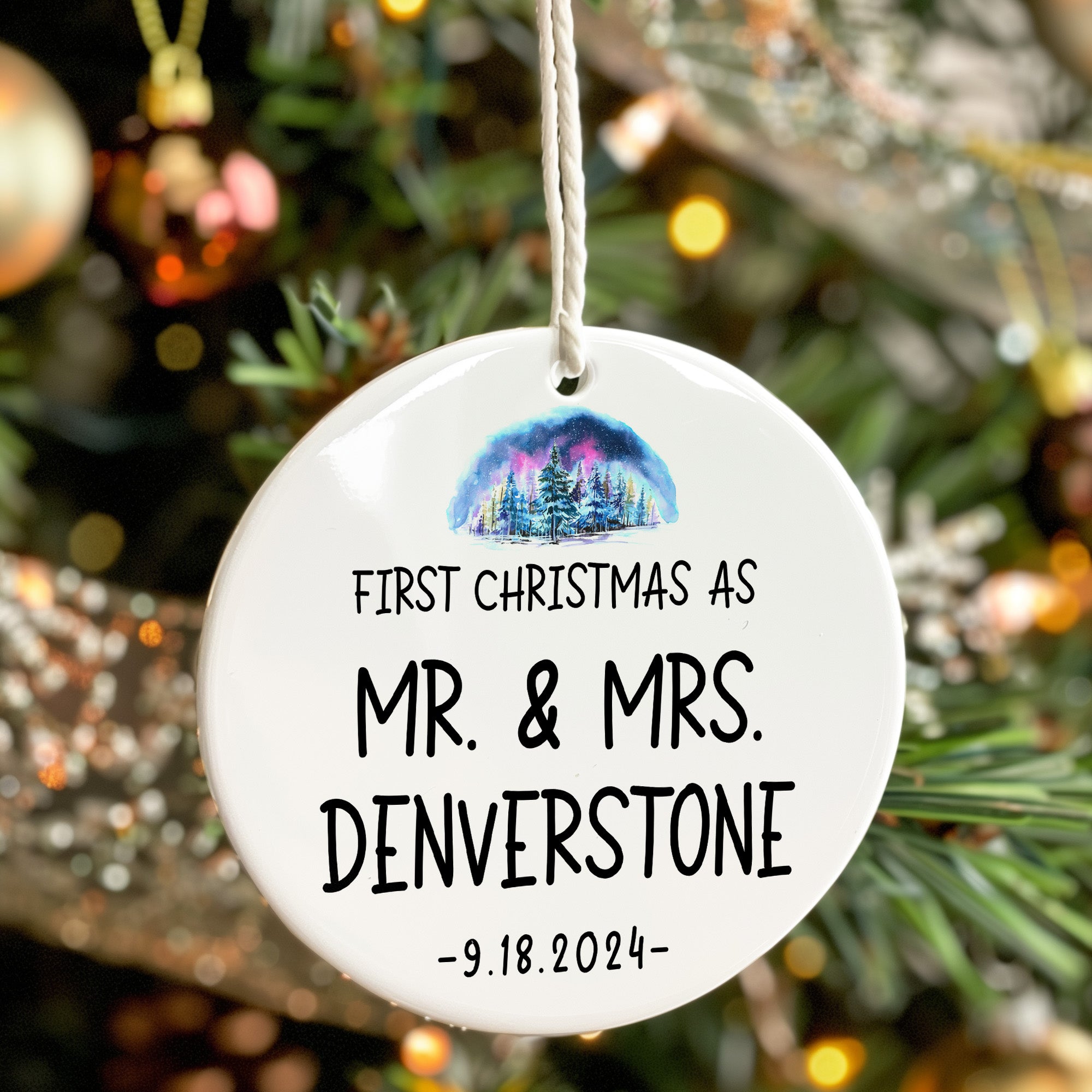 Personalized First Christmas Ceramic Ornament for Couples – Elegant Watercolor Design, Perfect as Newlywed Gift with Date Customization - Image 7