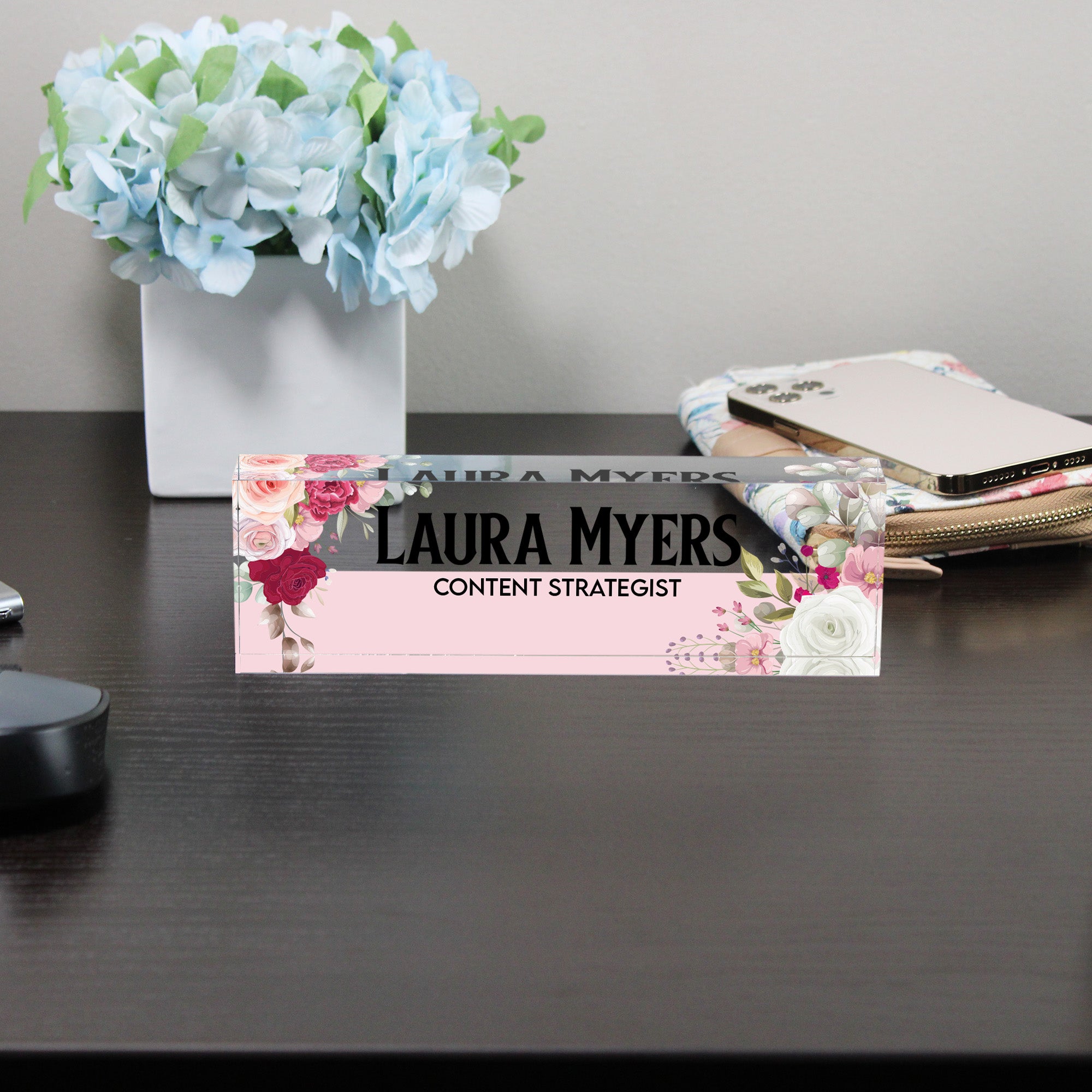 Exquisite Personalized Floral Acrylic Desk Nameplate - Customized Gift for Content Strategists, Crafted with Love - Image 8